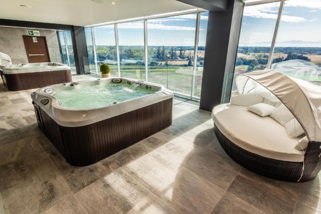 Mds Hotel Chillán Dış mekan fotoğraf The spa at the Hilton Birmingham West